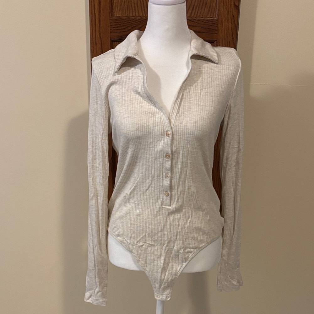 Wilfred Light Beige Ribbed Knit One Piece - size Large